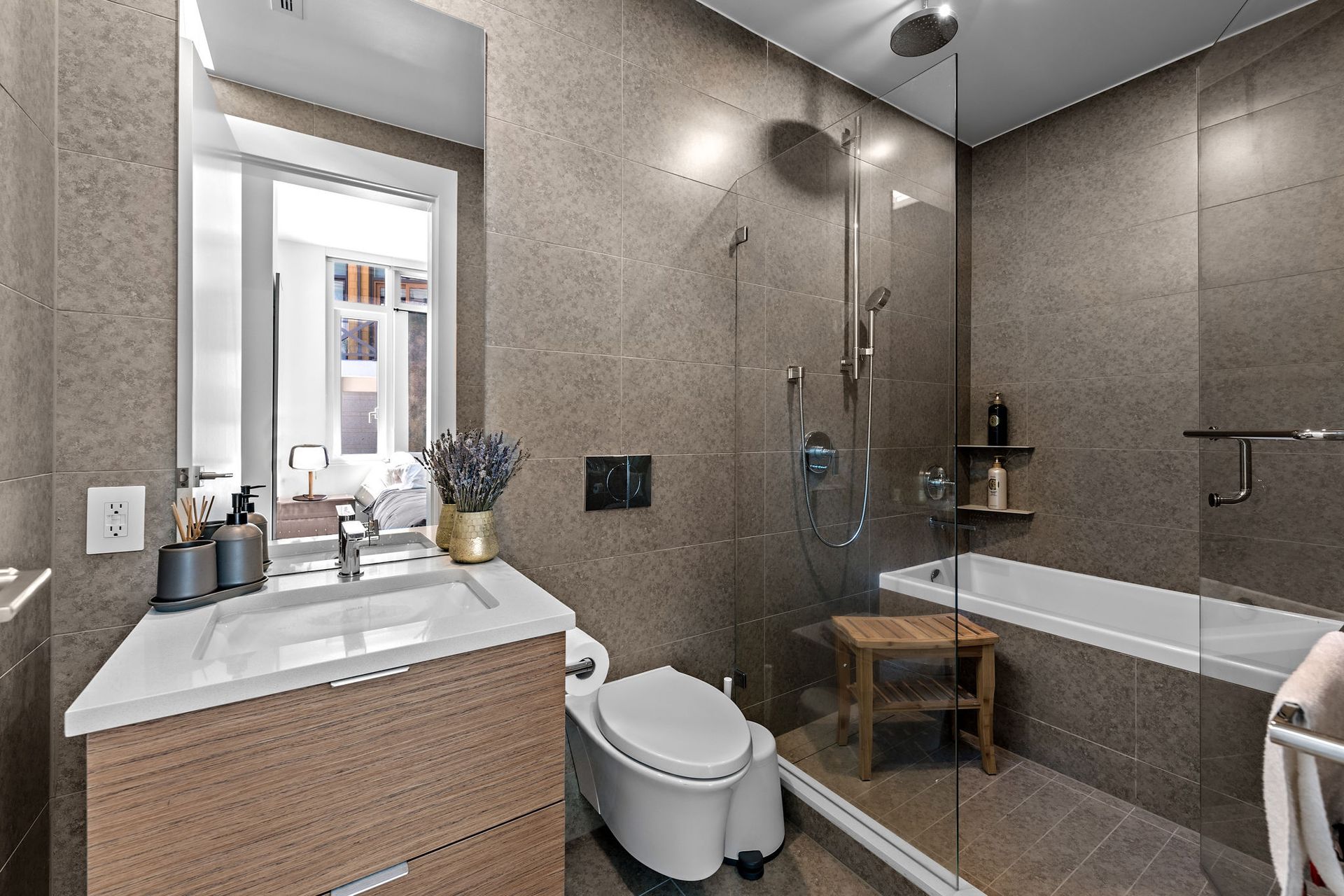 203 - 6697 Nelson Avenue, Horseshoe Bay WV, West Vancouver - 6697nelsonave-56 203 - 6697 Nelson Avenue, Horseshoe Bay WV, West Vancouver - 6697nelsonave-56