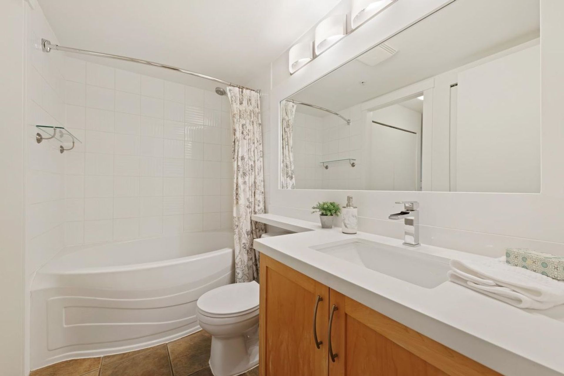 104 - 1858 W 5th Avenue, Kitsilano, Vancouver West - 1858-w-5th-avenue-kitsilano-vancouver-west-21 104 - 1858 W 5th Avenue, Kitsilano, Vancouver West - 1858-w-5th-avenue-kitsilano-vancouver-west-21