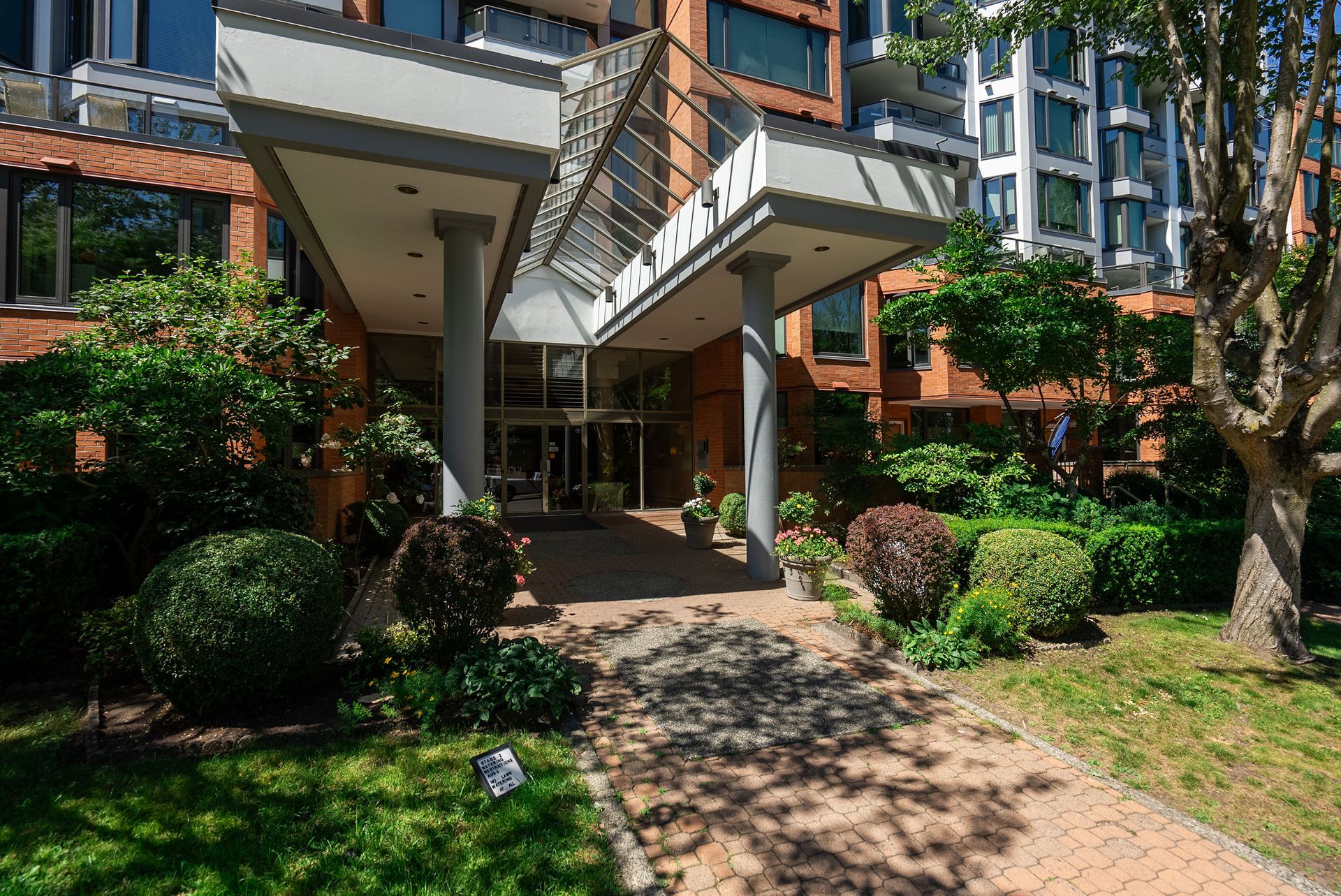 411 - 2201 Pine Street, Fairview VW, Vancouver West - 2201pinest-2 411 - 2201 Pine Street, Fairview VW, Vancouver West - 2201pinest-2