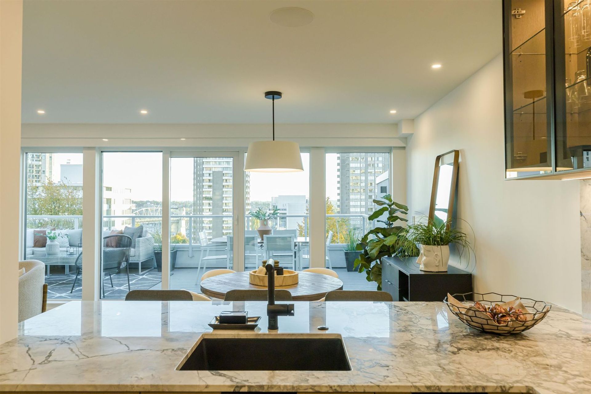 502 - 1133 Harwood Street, West End VW, Vancouver West - 1133-harwood-street-west-end-vw-vancouver-west-17 502 - 1133 Harwood Street, West End VW, Vancouver West - 1133-harwood-street-west-end-vw-vancouver-west-17