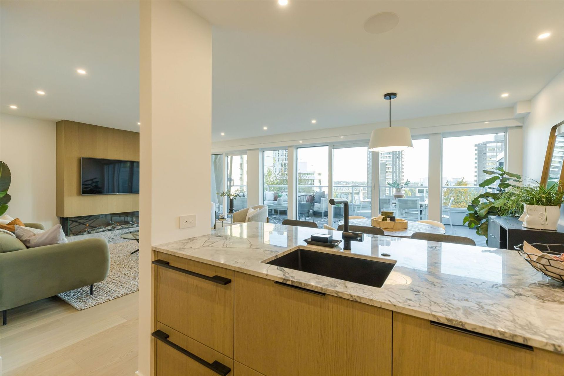 502 - 1133 Harwood Street, West End VW, Vancouver West - 1133-harwood-street-west-end-vw-vancouver-west-21 502 - 1133 Harwood Street, West End VW, Vancouver West - 1133-harwood-street-west-end-vw-vancouver-west-21