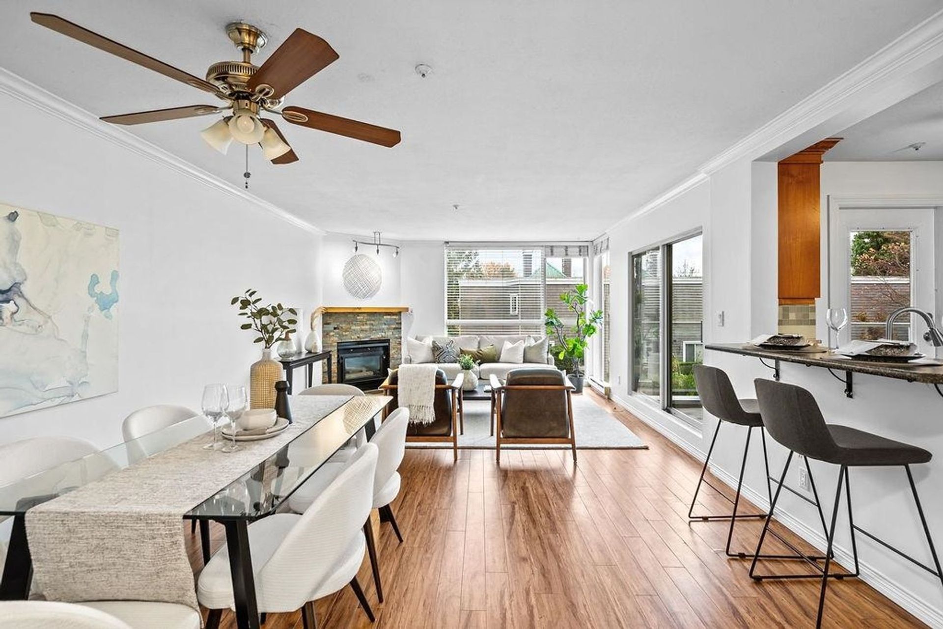 212 - 8450 Jellicoe Street, South Marine, Vancouver East - 8450-jellicoe-street-south-marine-vancouver-east-03 212 - 8450 Jellicoe Street, South Marine, Vancouver East - 8450-jellicoe-street-south-marine-vancouver-east-03