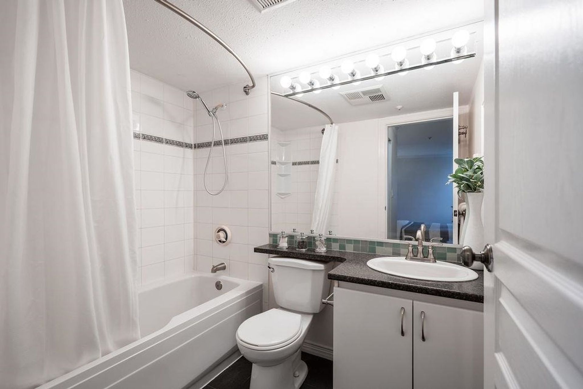 212 - 8450 Jellicoe Street, South Marine, Vancouver East - 8450-jellicoe-street-south-marine-vancouver-east-19 212 - 8450 Jellicoe Street, South Marine, Vancouver East - 8450-jellicoe-street-south-marine-vancouver-east-19