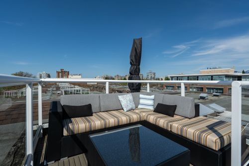 401 - 2071 W 42nd Avenue, Kerrisdale, Vancouver West - 2071w42ndave-41 thumbnail 401 - 2071 W 42nd Avenue, Kerrisdale, Vancouver West - 2071w42ndave-41