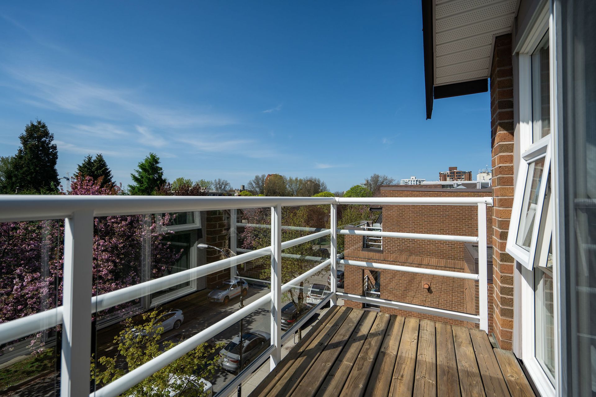 401 - 2071 W 42nd Avenue, Kerrisdale, Vancouver West - 2071w42ndave-32 401 - 2071 W 42nd Avenue, Kerrisdale, Vancouver West - 2071w42ndave-32