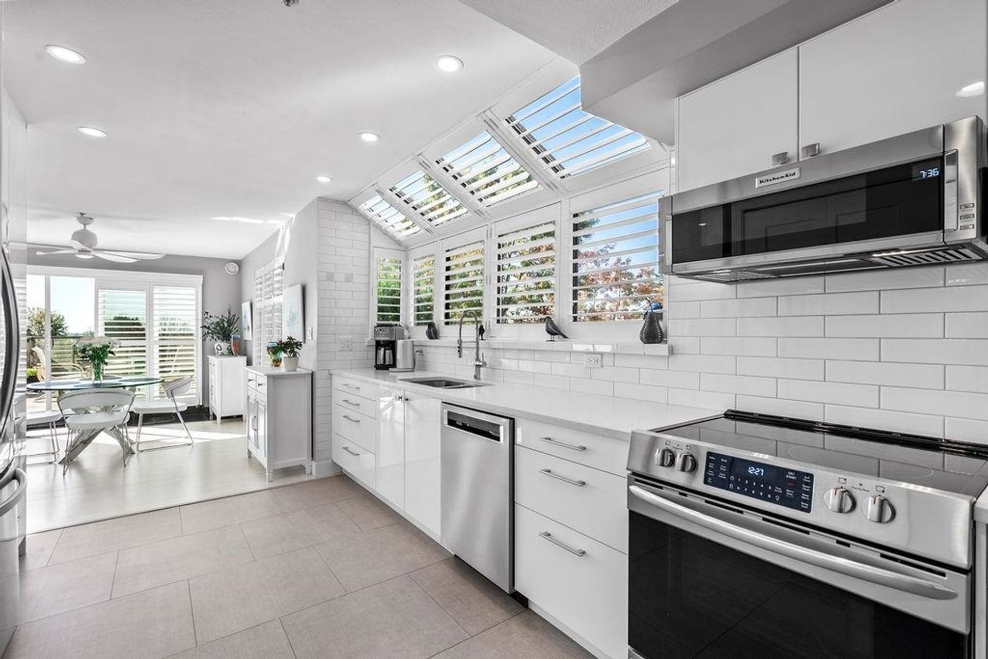 12 - 2150 Se Marine Drive, South Marine, Vancouver East - 2150-se-marine-drive-south-marine-vancouver-east-10 12 - 2150 Se Marine Drive, South Marine, Vancouver East - 2150-se-marine-drive-south-marine-vancouver-east-10