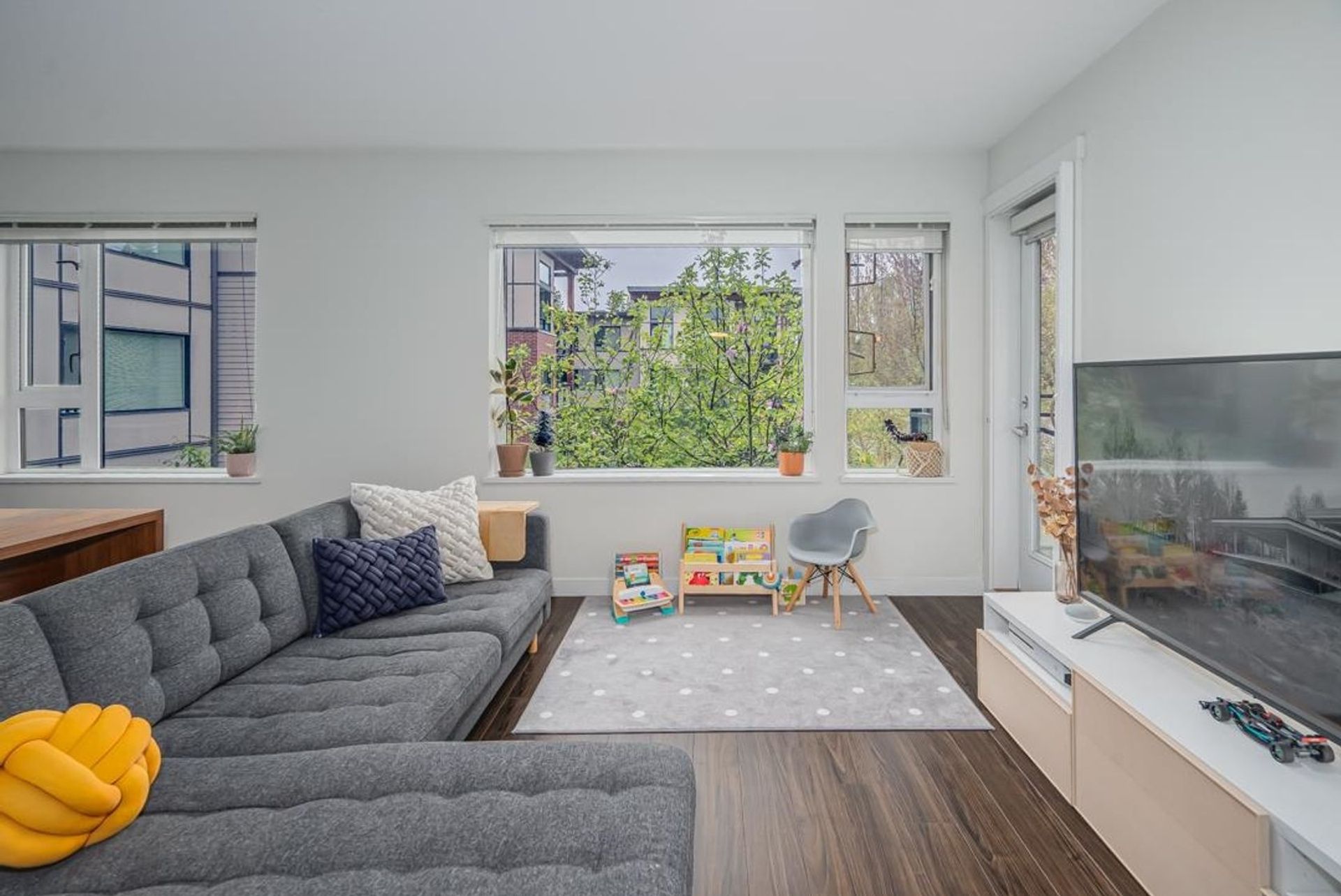 305 - 3133 Riverwalk Avenue, South Marine, Vancouver East - 3133-riverwalk-avenue-south-marine-vancouver-east-03