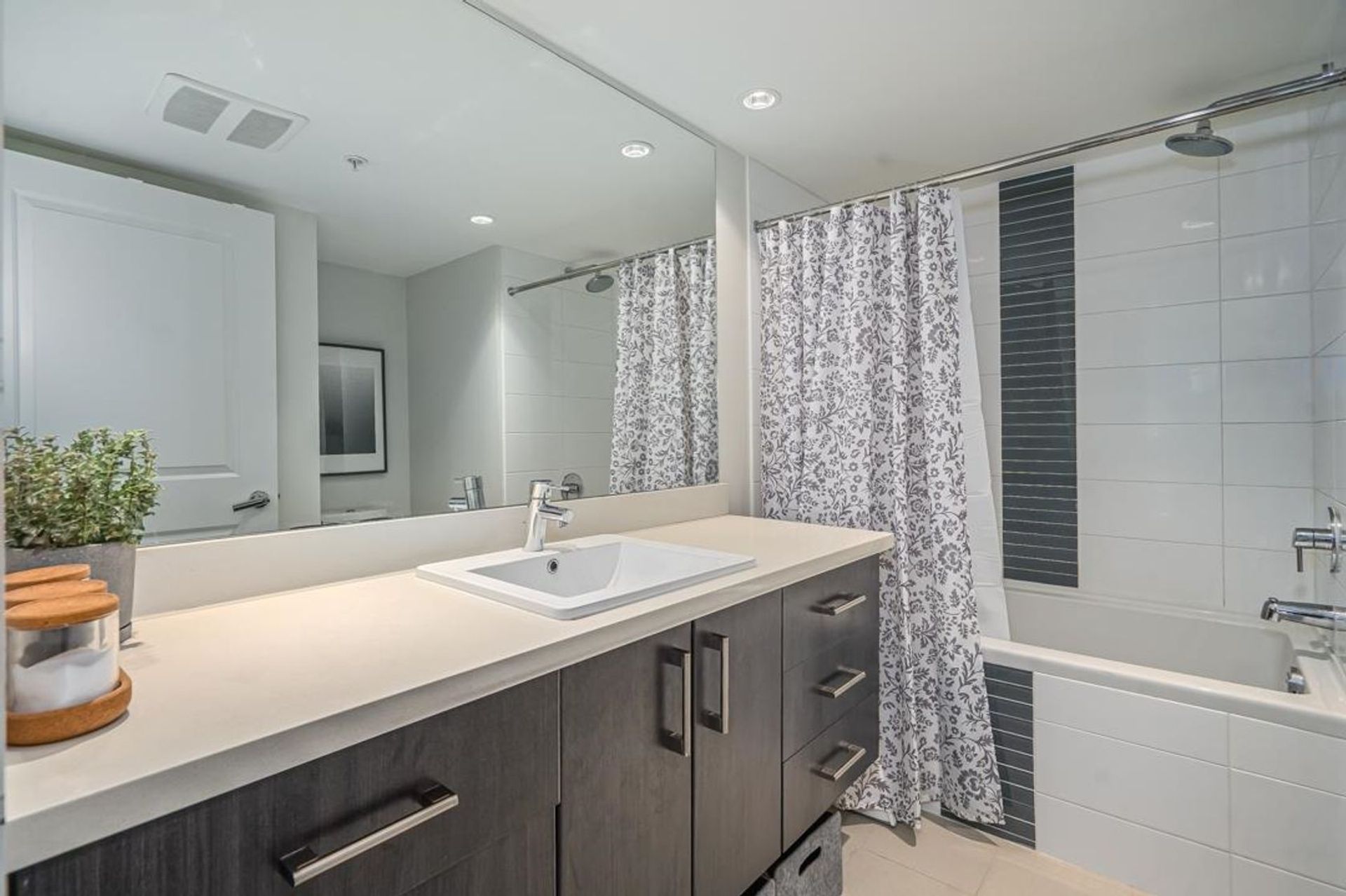 305 - 3133 Riverwalk Avenue, South Marine, Vancouver East - 3133-riverwalk-avenue-south-marine-vancouver-east-23