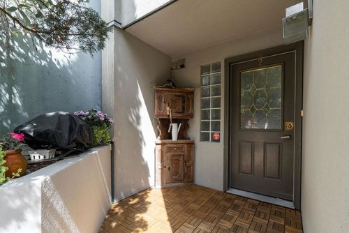 2 - 939 W 7th Avenue, Fairview VW, Vancouver West - 939-w-7th-avenue-fairview-vw-vancouver-west-34 thumbnail 2 - 939 W 7th Avenue, Fairview VW, Vancouver West - 939-w-7th-avenue-fairview-vw-vancouver-west-34