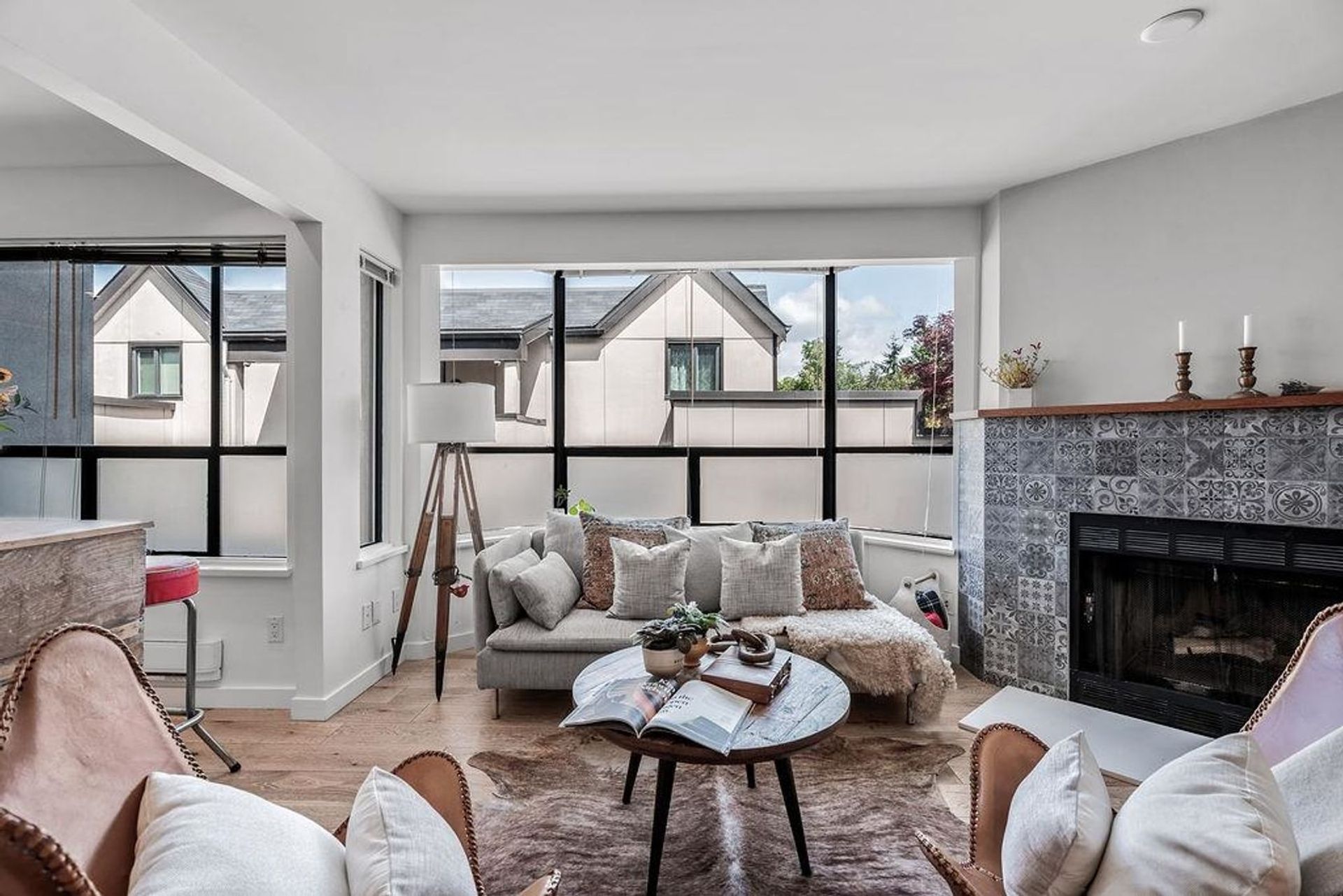 2 - 939 W 7th Avenue, Fairview VW, Vancouver West - 939-w-7th-avenue-fairview-vw-vancouver-west-09 2 - 939 W 7th Avenue, Fairview VW, Vancouver West - 939-w-7th-avenue-fairview-vw-vancouver-west-09