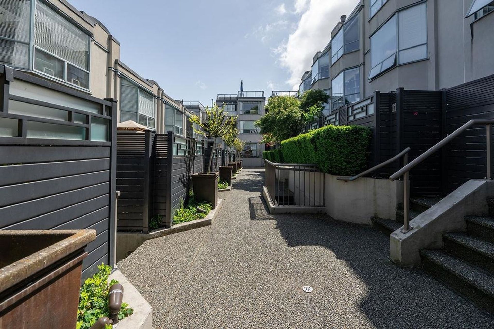 2 - 939 W 7th Avenue, Fairview VW, Vancouver West - 939-w-7th-avenue-fairview-vw-vancouver-west-36 2 - 939 W 7th Avenue, Fairview VW, Vancouver West - 939-w-7th-avenue-fairview-vw-vancouver-west-36