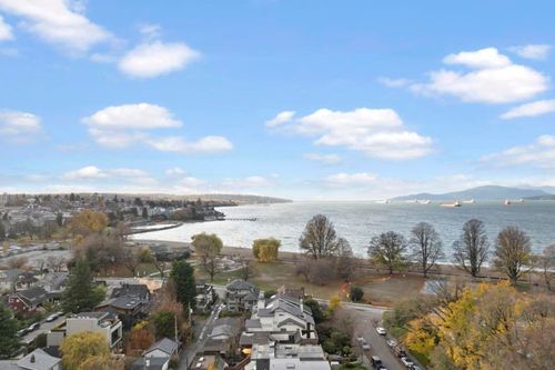 1220 Arbutus Street, Kitsilano, Vancouver West - 1220-arbutus-street-kitsilano-vancouver-west-07 thumbnail 1220 Arbutus Street, Kitsilano, Vancouver West - 1220-arbutus-street-kitsilano-vancouver-west-07