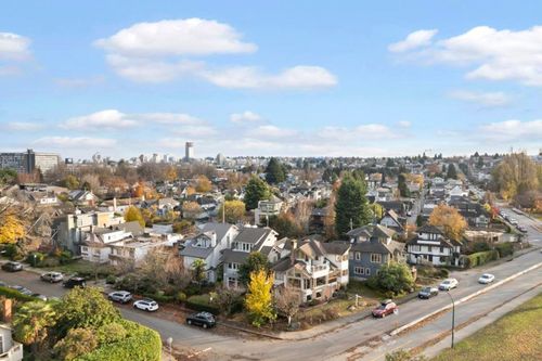 1220 Arbutus Street, Kitsilano, Vancouver West - 1220-arbutus-street-kitsilano-vancouver-west-08 thumbnail 1220 Arbutus Street, Kitsilano, Vancouver West - 1220-arbutus-street-kitsilano-vancouver-west-08