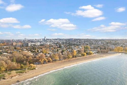 1220 Arbutus Street, Kitsilano, Vancouver West - 1220-arbutus-street-kitsilano-vancouver-west-09 thumbnail 1220 Arbutus Street, Kitsilano, Vancouver West - 1220-arbutus-street-kitsilano-vancouver-west-09