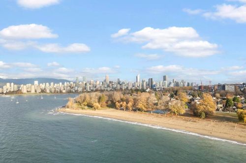 1220 Arbutus Street, Kitsilano, Vancouver West - 1220-arbutus-street-kitsilano-vancouver-west-10 thumbnail 1220 Arbutus Street, Kitsilano, Vancouver West - 1220-arbutus-street-kitsilano-vancouver-west-10