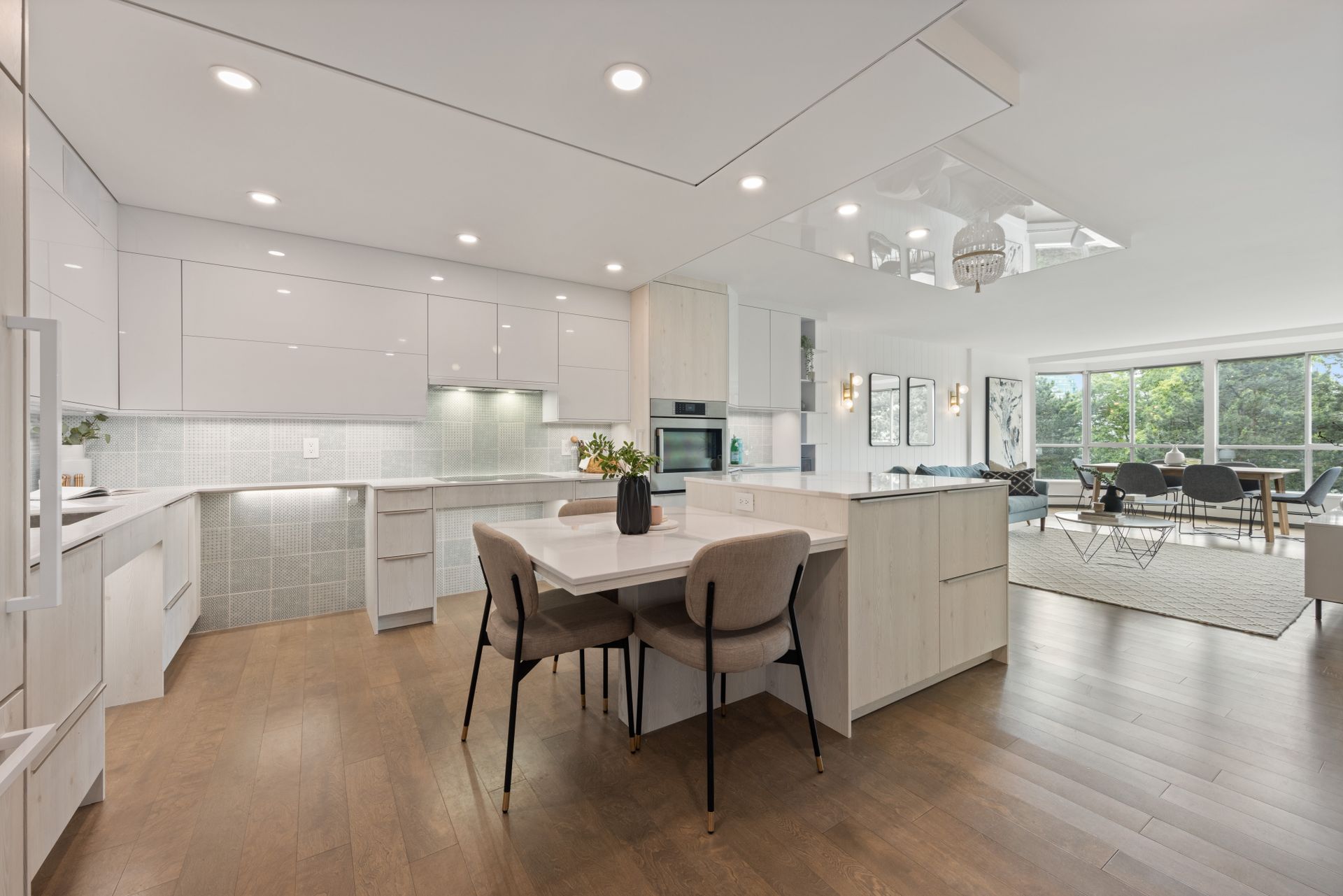 607 - 518 Moberly Road, False Creek, Vancouver West photo number 1 607 - 518 Moberly Road, False Creek, Vancouver West photo number 1