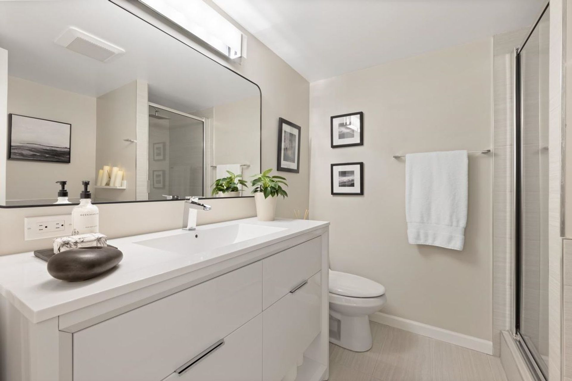 102 - 518 Moberly Road, False Creek, Vancouver West - 518-moberly-road-false-creek-vancouver-west-16 102 - 518 Moberly Road, False Creek, Vancouver West - 518-moberly-road-false-creek-vancouver-west-16