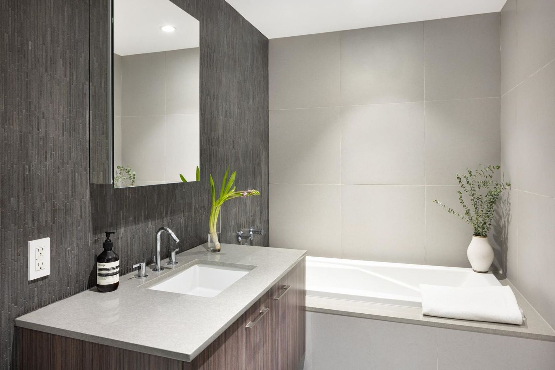 502 - 728 W 8th Avenue, Fairview VW, Vancouver West - 728-w-8th-avenue-fairview-vw-vancouver-west-27 502 - 728 W 8th Avenue, Fairview VW, Vancouver West - 728-w-8th-avenue-fairview-vw-vancouver-west-27