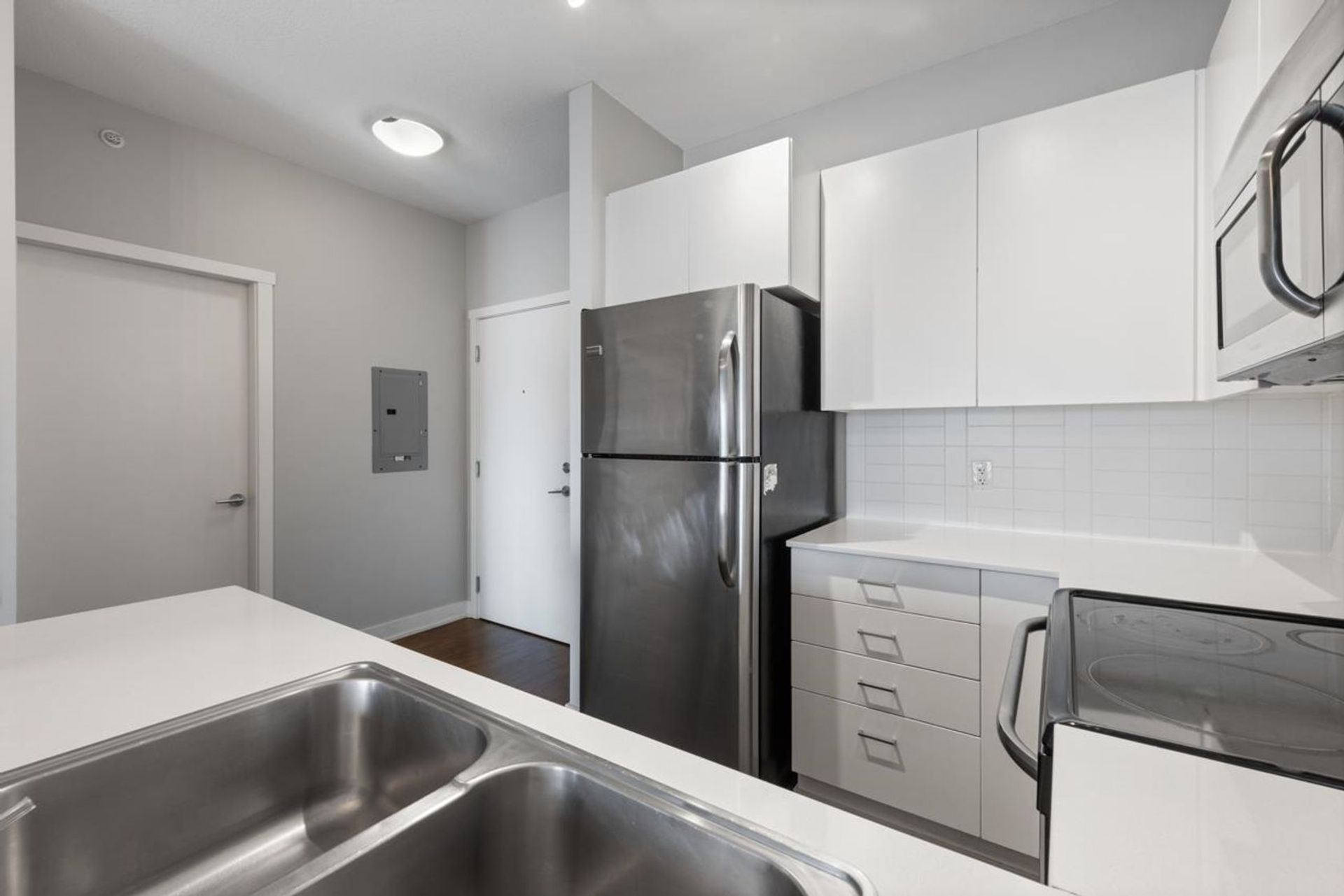 405 - 20460 Douglas Crescent, Langley City, Langley - 20460-douglas-crescent-langley-city-langley-06 405 - 20460 Douglas Crescent, Langley City, Langley - 20460-douglas-crescent-langley-city-langley-06