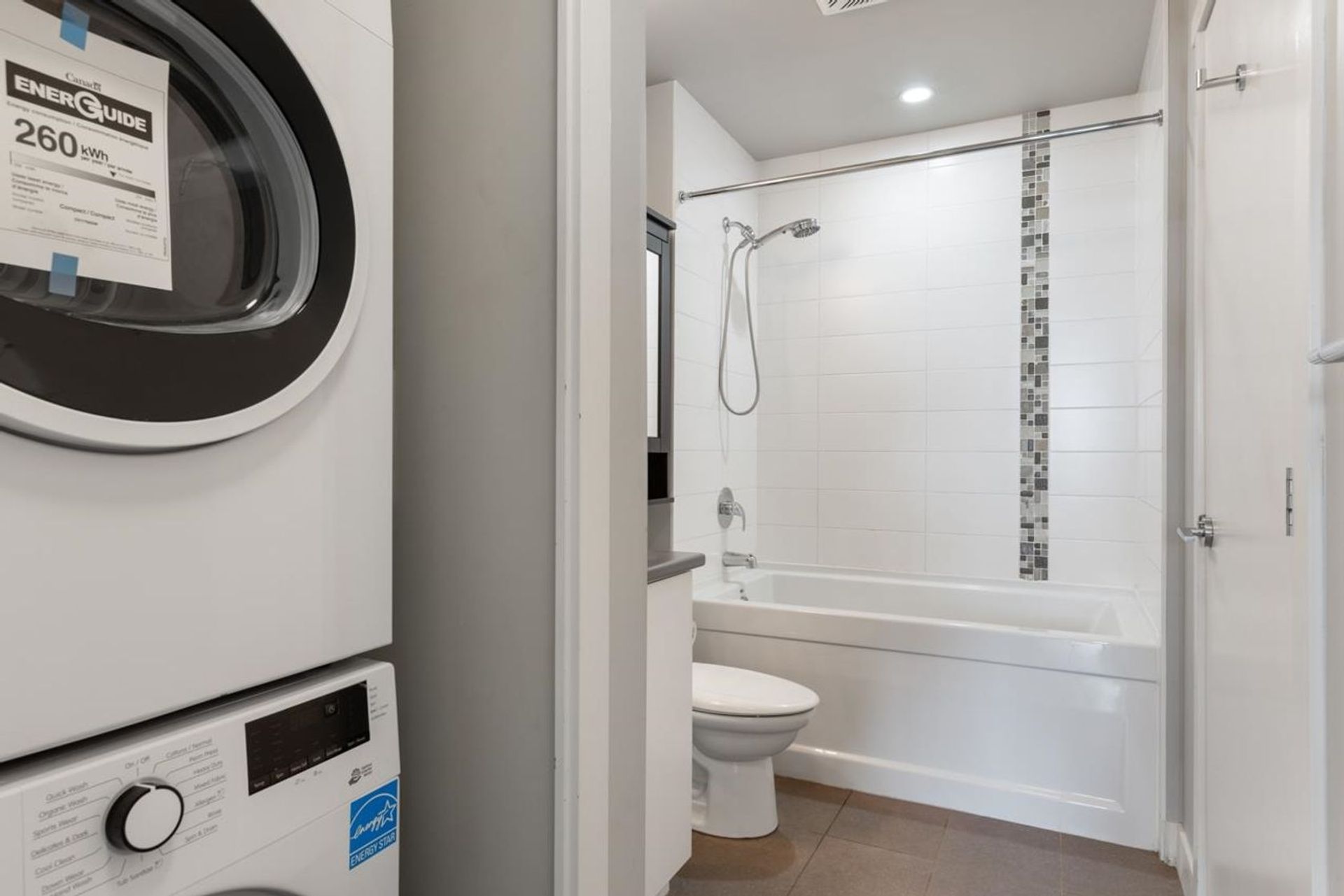 405 - 20460 Douglas Crescent, Langley City, Langley - 20460-douglas-crescent-langley-city-langley-18 405 - 20460 Douglas Crescent, Langley City, Langley - 20460-douglas-crescent-langley-city-langley-18