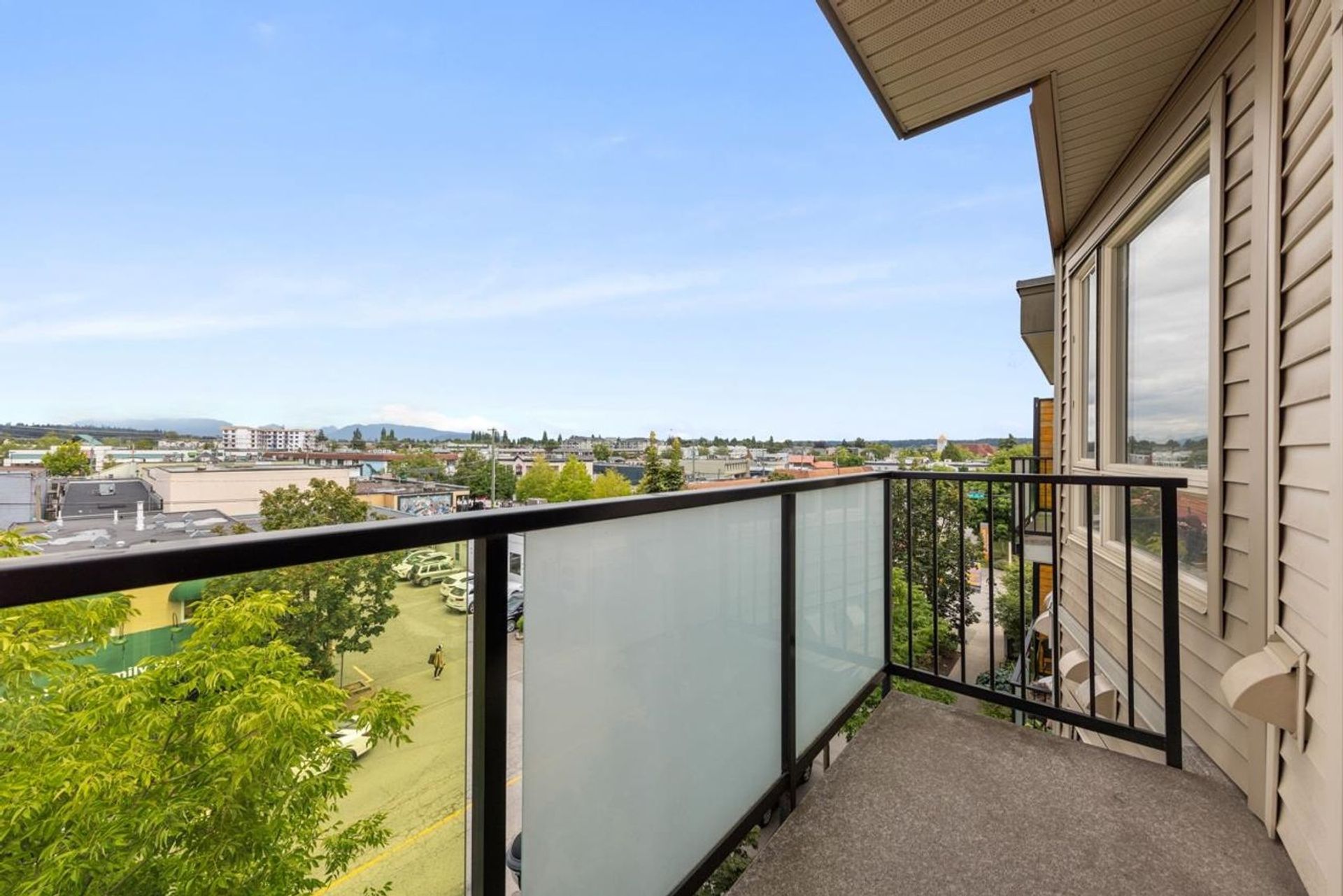 405 - 20460 Douglas Crescent, Langley City, Langley - 20460-douglas-crescent-langley-city-langley-19