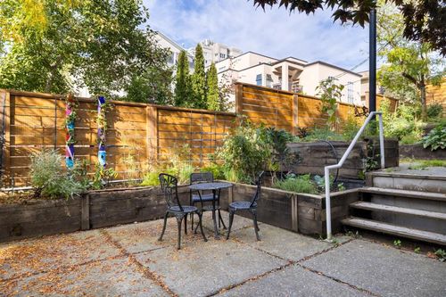 210 - 1823 E Georgia Street, Hastings, Vancouver East - 1823-e-georgia-street-hastings-vancouver-east-24