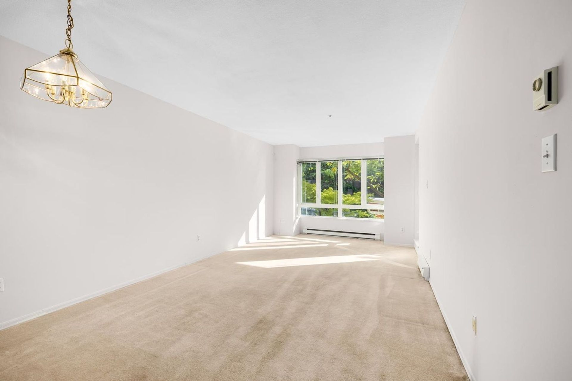 210 - 1823 E Georgia Street, Hastings, Vancouver East - 1823-e-georgia-street-hastings-vancouver-east-05