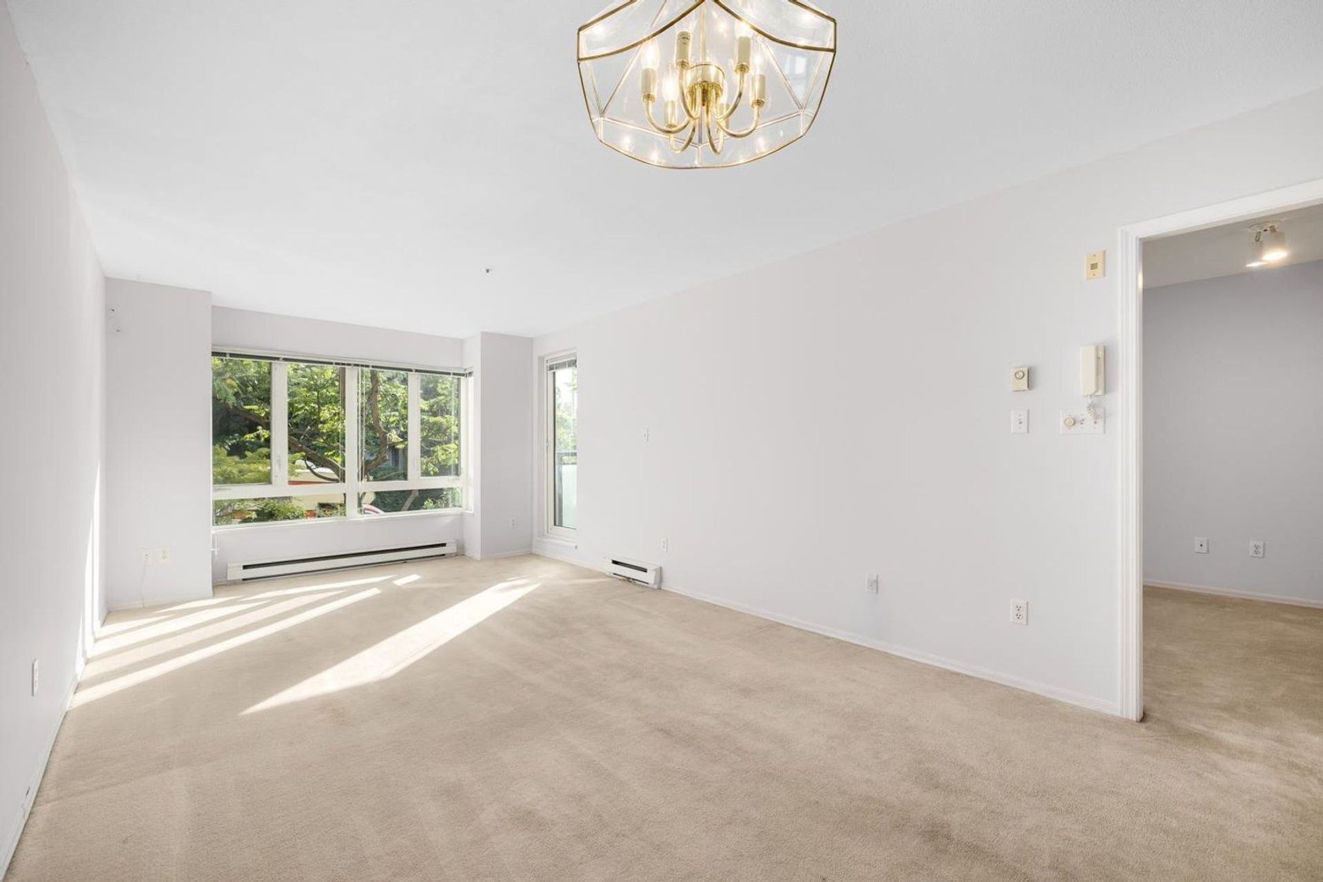 210 - 1823 E Georgia Street, Hastings, Vancouver East - 1823-e-georgia-street-hastings-vancouver-east-06