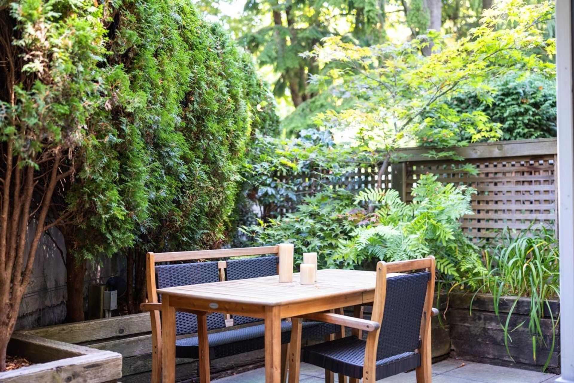 104 - 865 W 15th Avenue, Fairview VW, Vancouver West - 865-w-15th-avenue-fairview-vw-vancouver-west-03