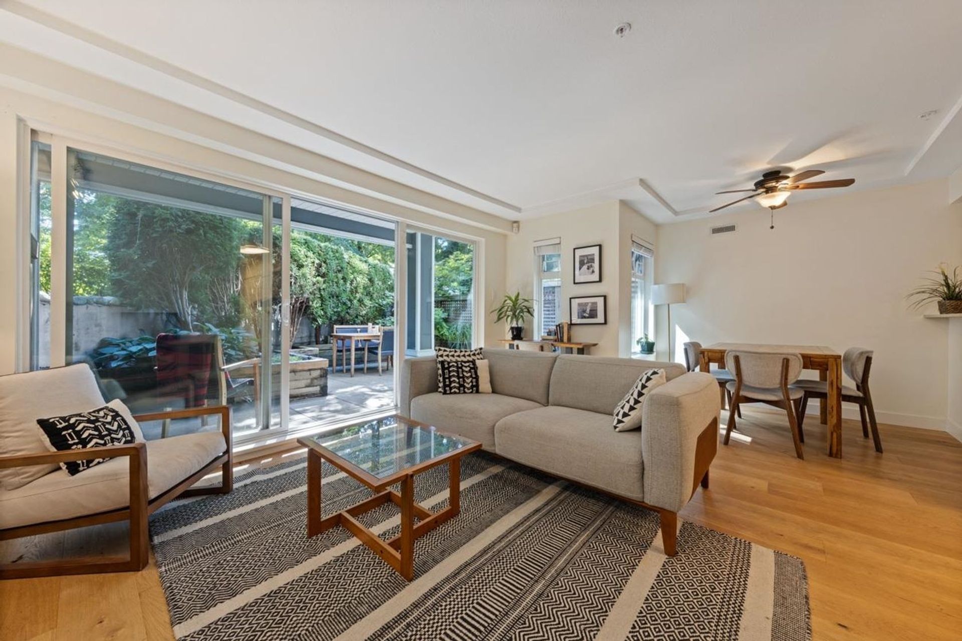 104 - 865 W 15th Avenue, Fairview VW, Vancouver West - 865-w-15th-avenue-fairview-vw-vancouver-west-15