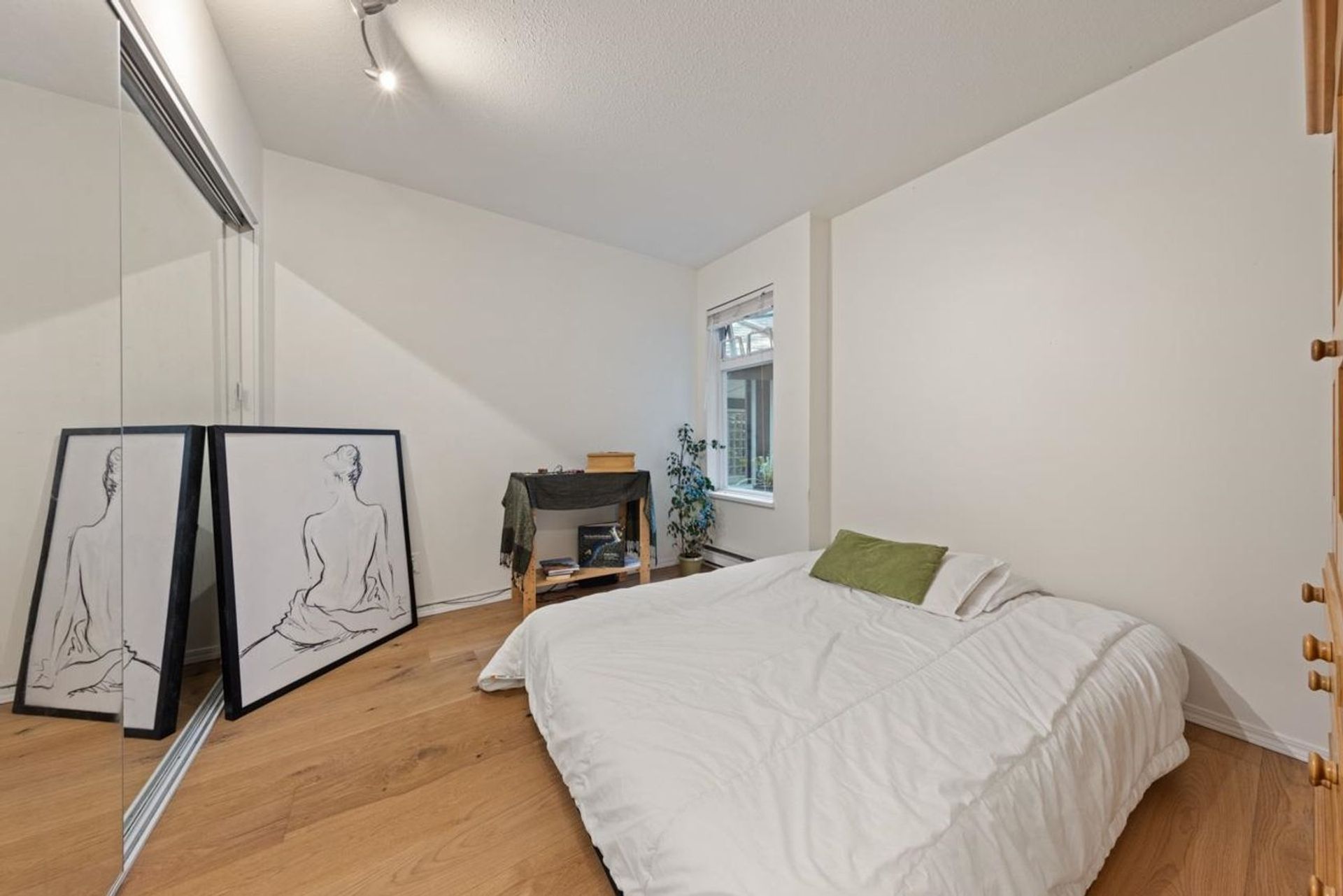 104 - 865 W 15th Avenue, Fairview VW, Vancouver West - 865-w-15th-avenue-fairview-vw-vancouver-west-18