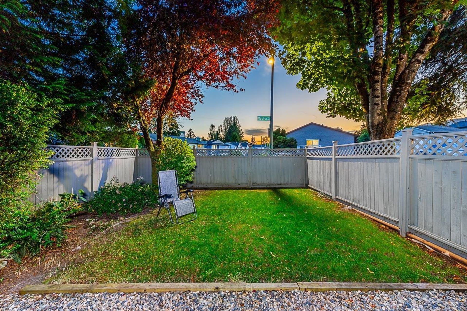1203 Nestor Street, New Horizons, Coquitlam - 1203-nestor-street-new-horizons-coquitlam-22