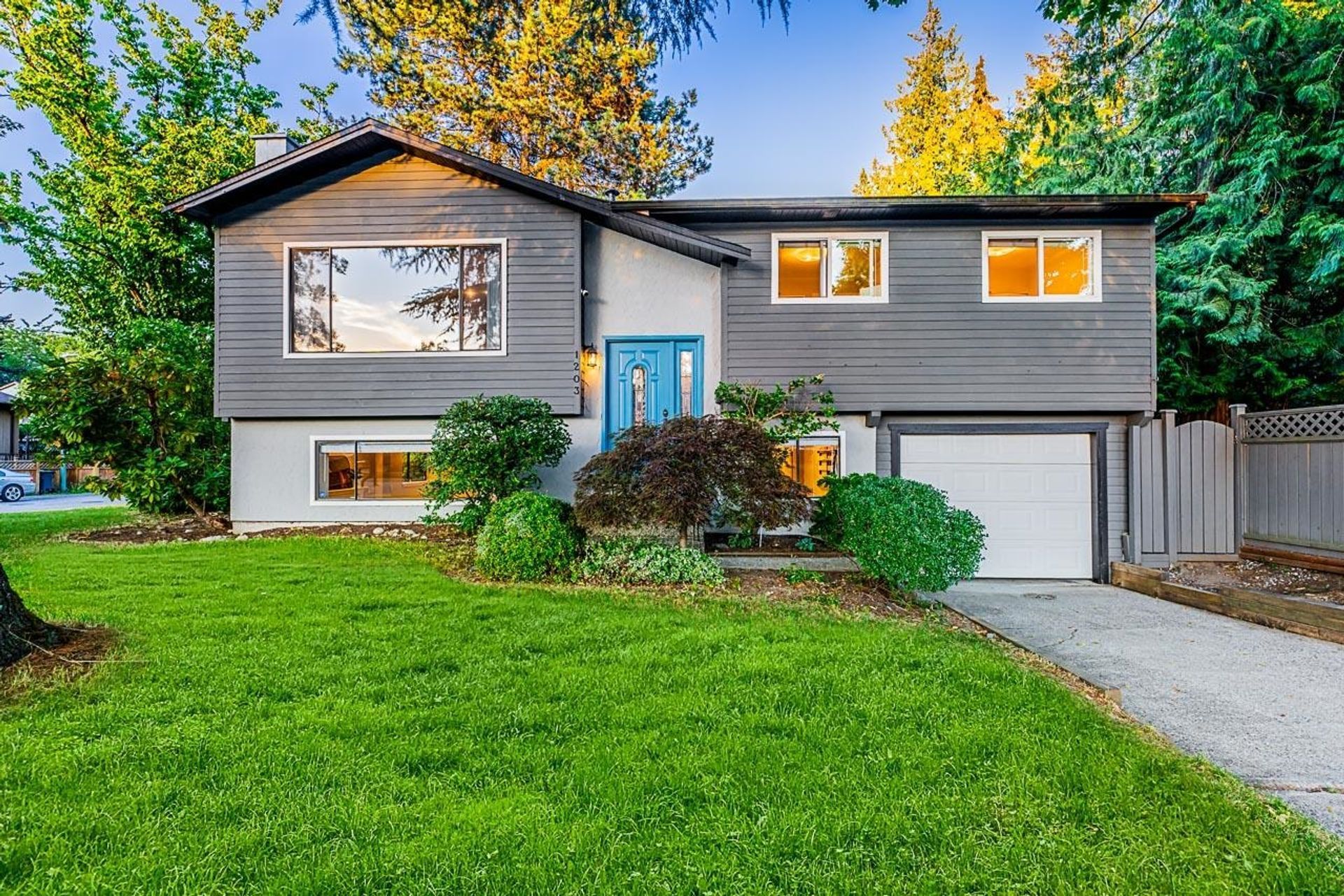 1203 Nestor Street, New Horizons, Coquitlam - 1203-nestor-street-new-horizons-coquitlam-25