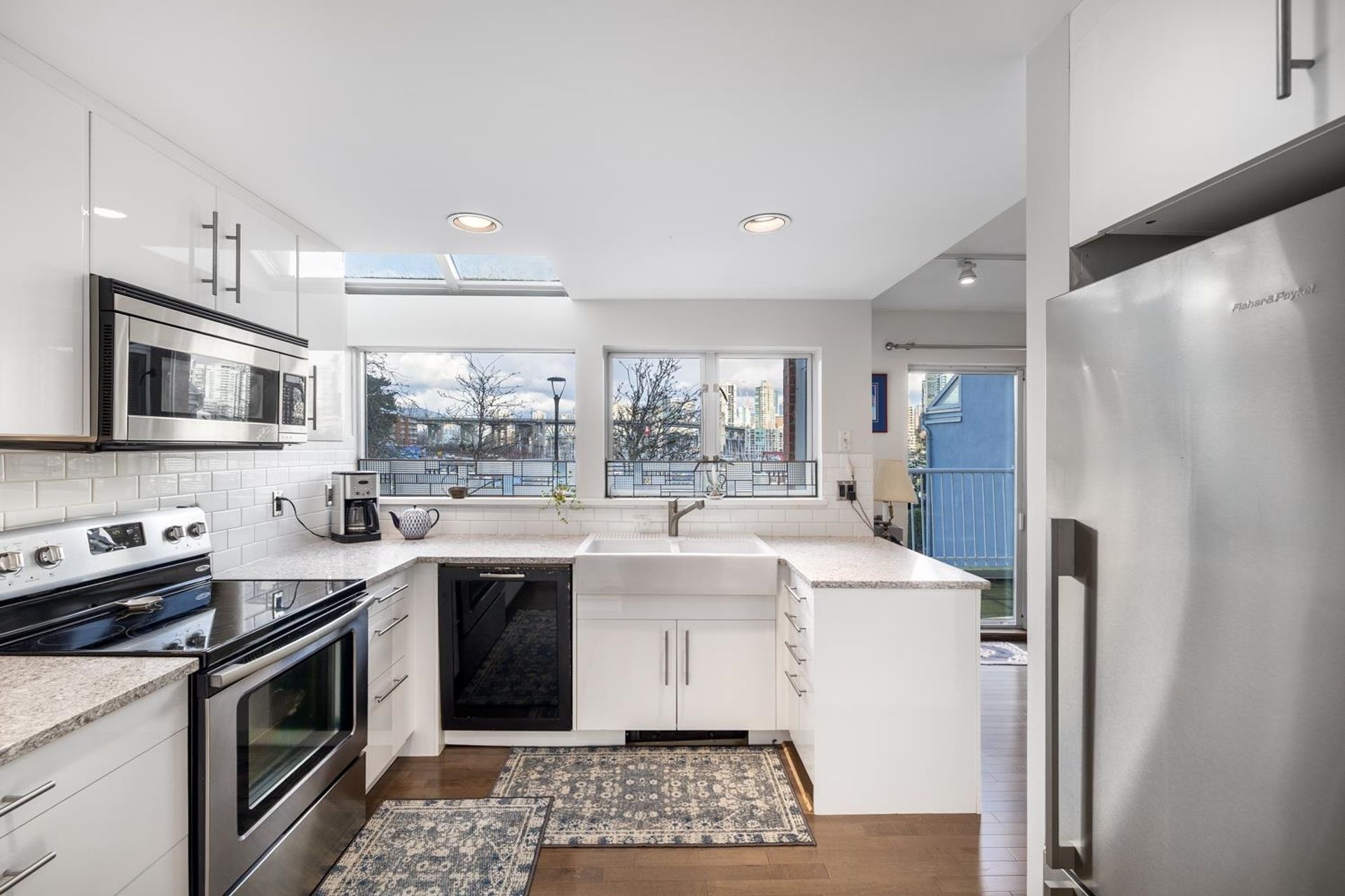 1598 Island Park Walk, False Creek, Vancouver West - 1598-island-park-walk-false-creek-vancouver-west-02