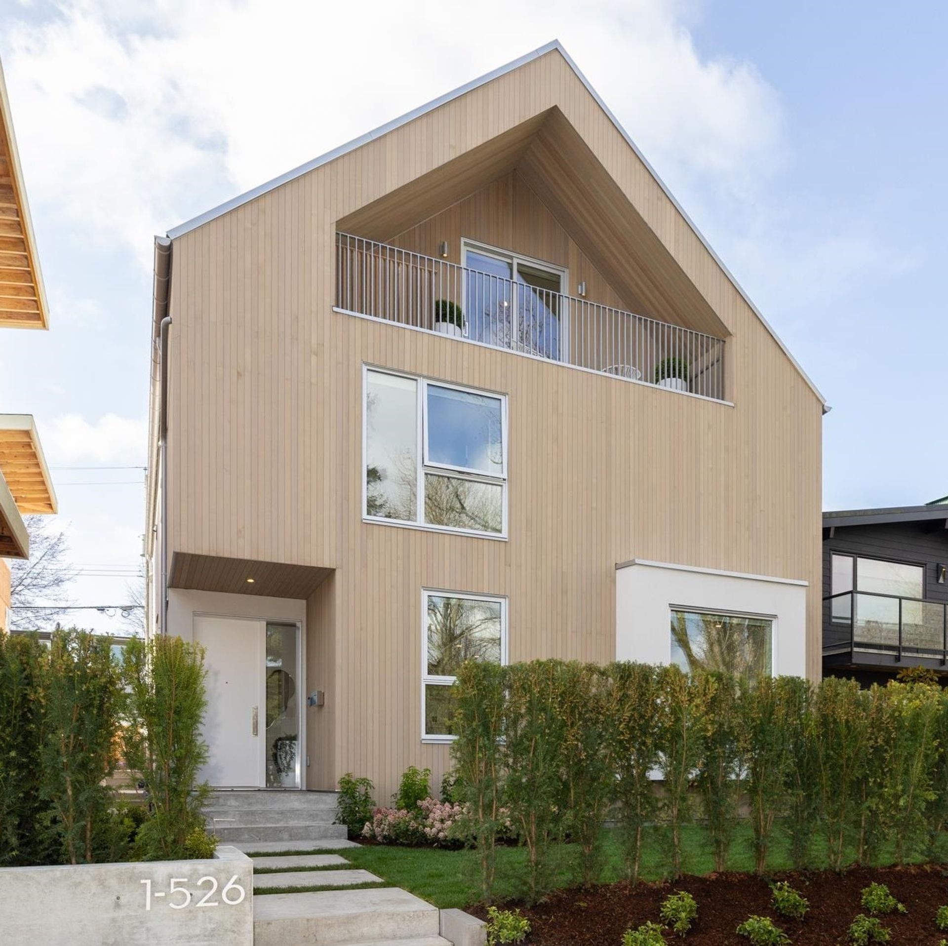 1 - 526 E 30th Avenue, Fraser VE, Vancouver East - 526-e-30th-avenue-fraser-ve-vancouver-east-01 1 - 526 E 30th Avenue, Fraser VE, Vancouver East - 526-e-30th-avenue-fraser-ve-vancouver-east-01