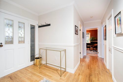 2007 Panorama Drive, Deep Cove, North Vancouver - 2007-panorama-drive-deep-cove-north-vancouver-03