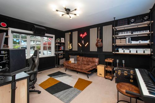 2007 Panorama Drive, Deep Cove, North Vancouver - 2007-panorama-drive-deep-cove-north-vancouver-11