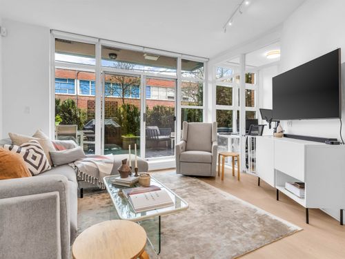 201 - 298 E 11th Avenue, Mount Pleasant VE, Vancouver East - 298-e-11th-avenue-mount-pleasant-ve-vancouver-east-03-1