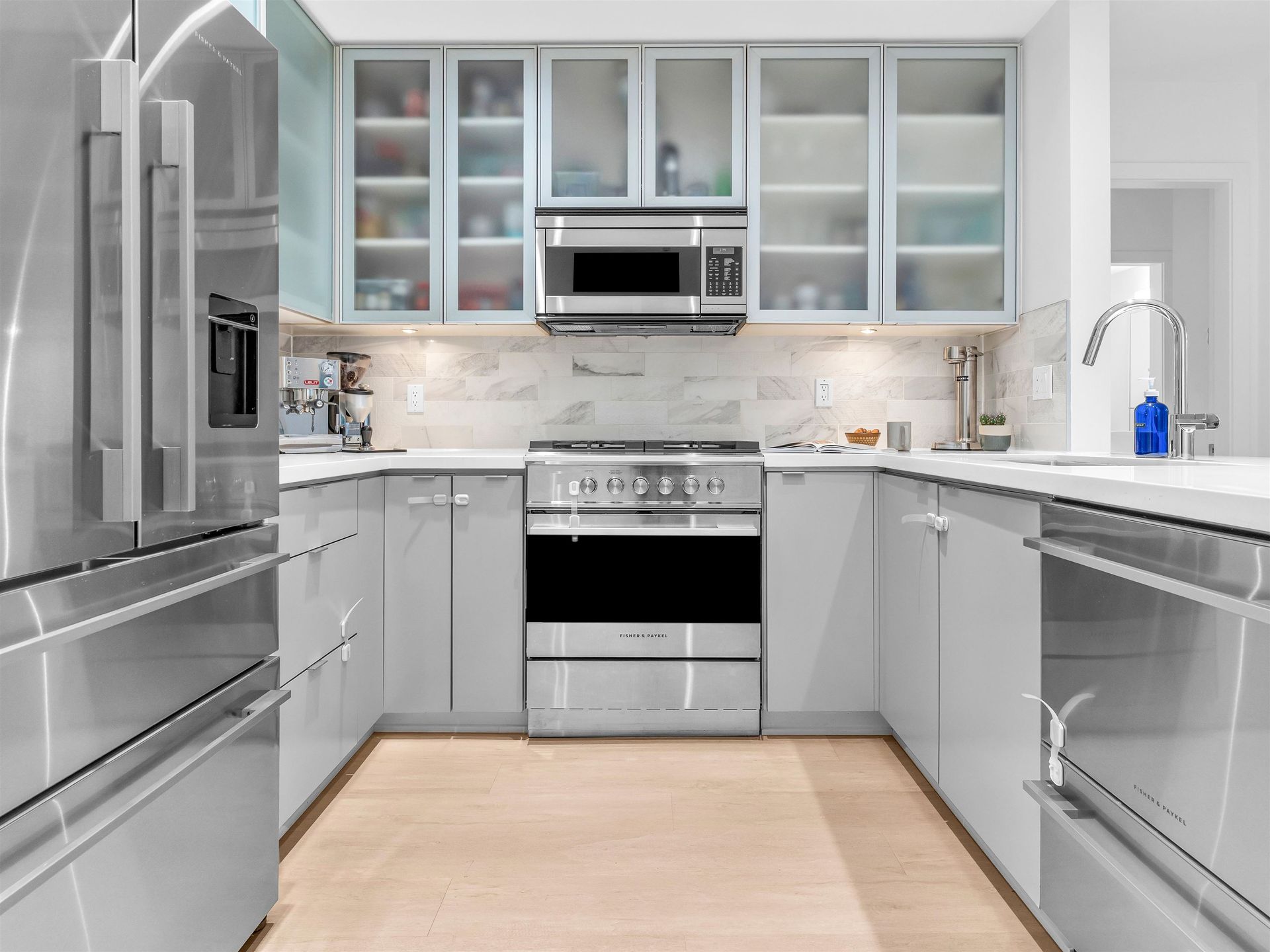 201 - 298 E 11th Avenue, Mount Pleasant VE, Vancouver East - 298-e-11th-avenue-mount-pleasant-ve-vancouver-east-12-1