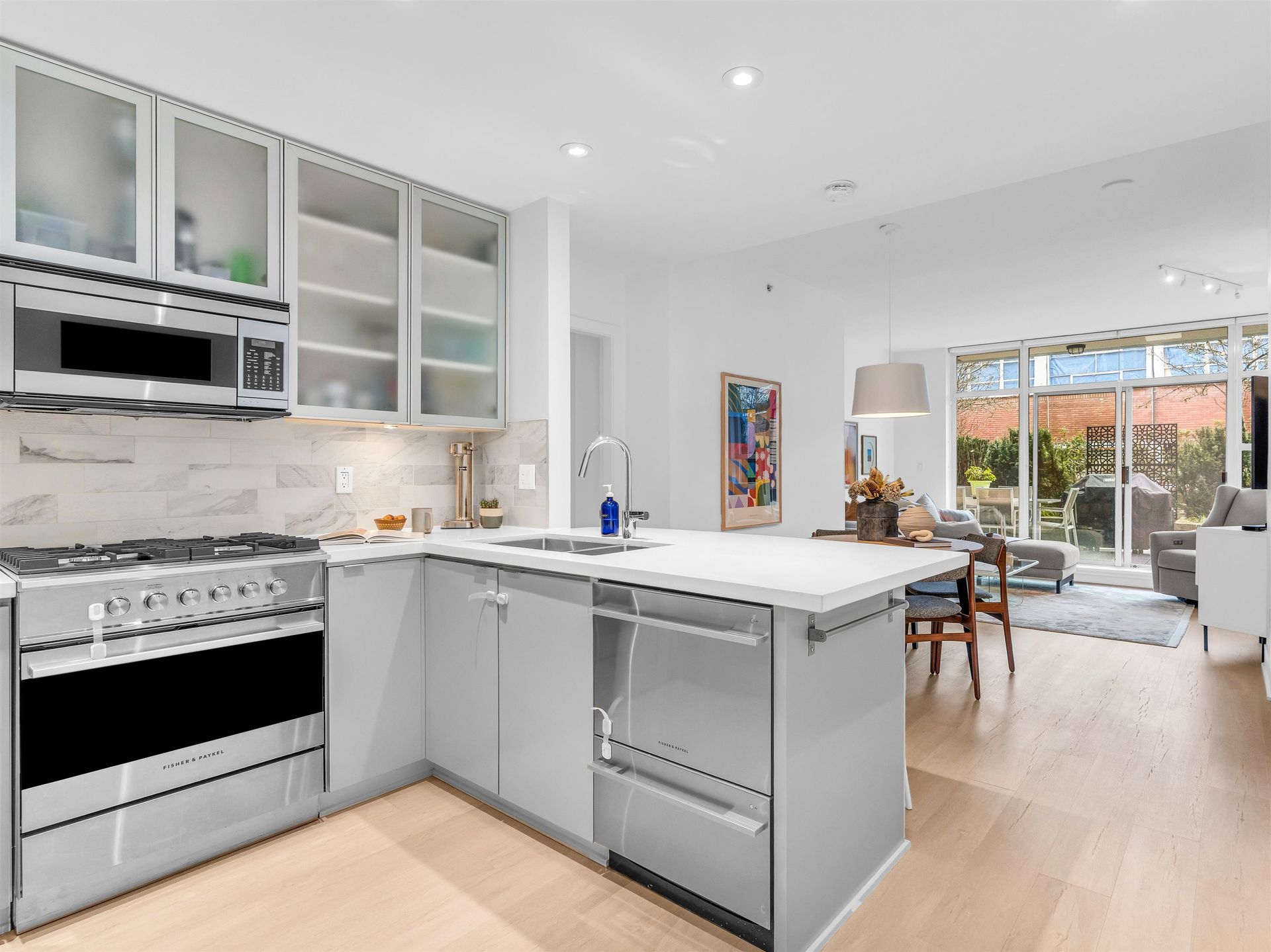 201 - 298 E 11th Avenue, Mount Pleasant VE, Vancouver East - 298-e-11th-avenue-mount-pleasant-ve-vancouver-east-13-1