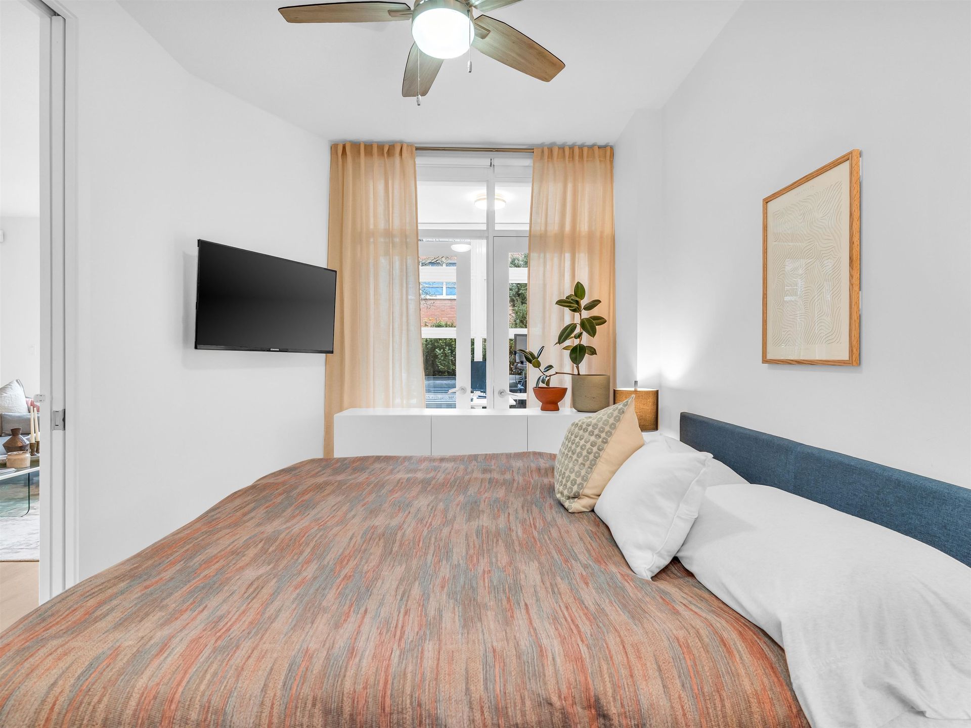 201 - 298 E 11th Avenue, Mount Pleasant VE, Vancouver East - 298-e-11th-avenue-mount-pleasant-ve-vancouver-east-16-1