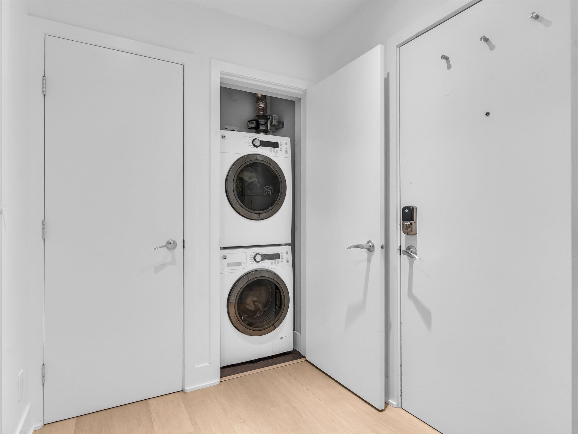 201 - 298 E 11th Avenue, Mount Pleasant VE, Vancouver East - 298-e-11th-avenue-mount-pleasant-ve-vancouver-east-25-1