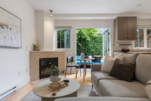 1963 W 13th Avenue, Kitsilano, Vancouver West - 1963-w-13th-avenue-kitsilano-vancouver-west-02 thumbnail 1963 W 13th Avenue, Kitsilano, Vancouver West - 1963-w-13th-avenue-kitsilano-vancouver-west-02