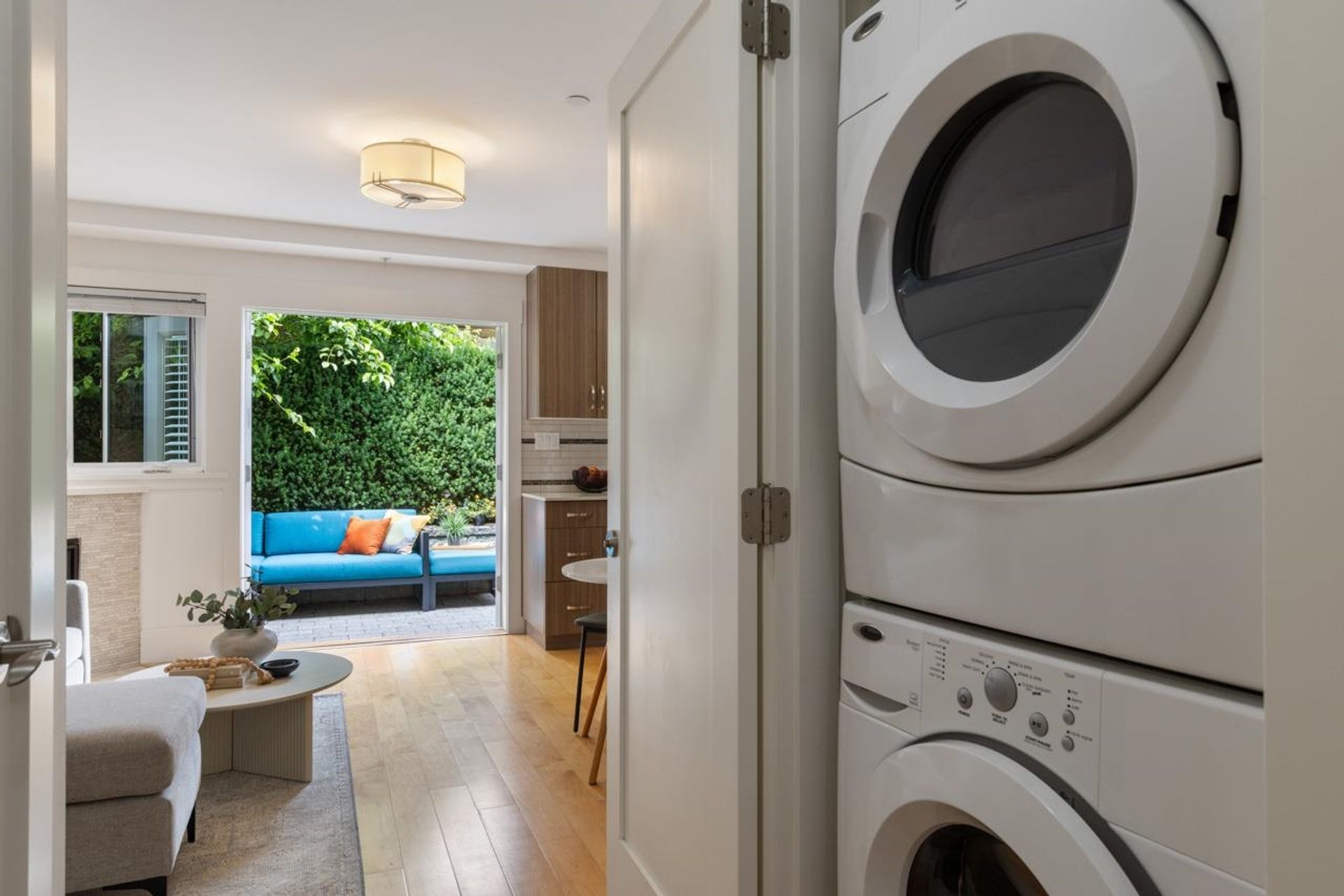 1963 W 13th Avenue, Kitsilano, Vancouver West - 1963-w-13th-avenue-kitsilano-vancouver-west-14 1963 W 13th Avenue, Kitsilano, Vancouver West - 1963-w-13th-avenue-kitsilano-vancouver-west-14