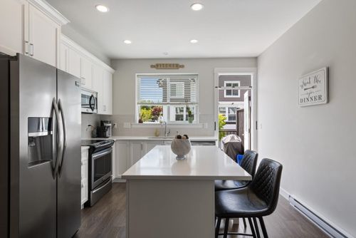 2 - 6089 144 Street, Sullivan Station, Surrey - 6089-144-street-sullivan-station-surrey-08 thumbnail 2 - 6089 144 Street, Sullivan Station, Surrey - 6089-144-street-sullivan-station-surrey-08