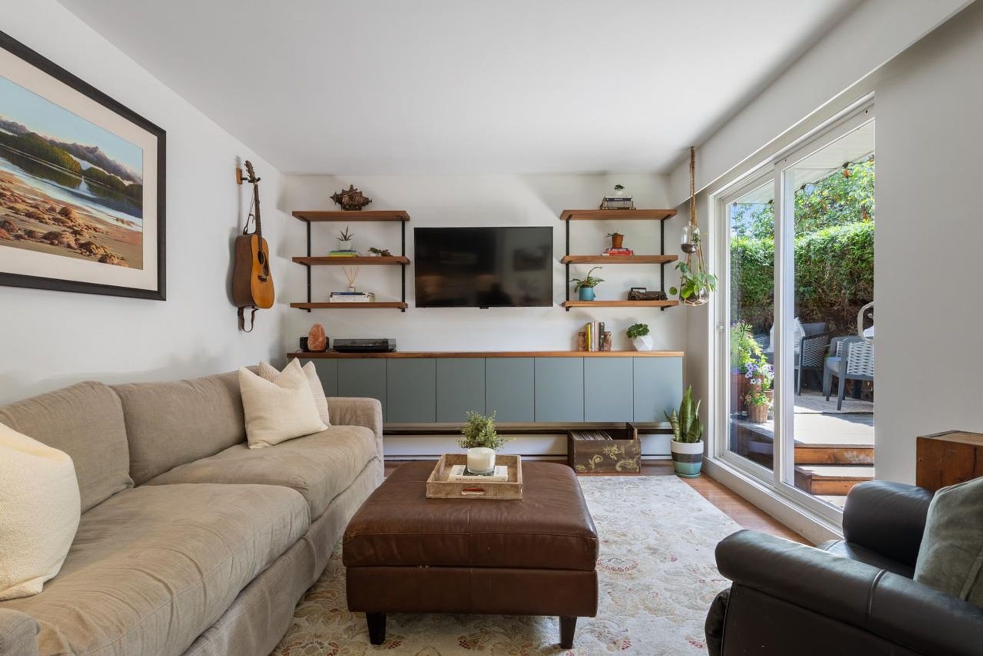 209 - 711 E 6th Avenue, Mount Pleasant VE, Vancouver East - 711-e-6th-avenue-mount-pleasant-ve-vancouver-east-08