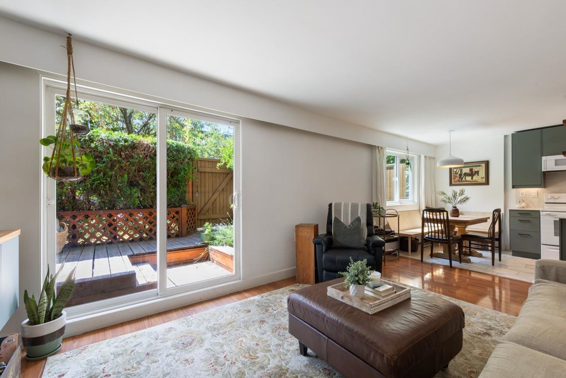 209 - 711 E 6th Avenue, Mount Pleasant VE, Vancouver East - 711-e-6th-avenue-mount-pleasant-ve-vancouver-east-11