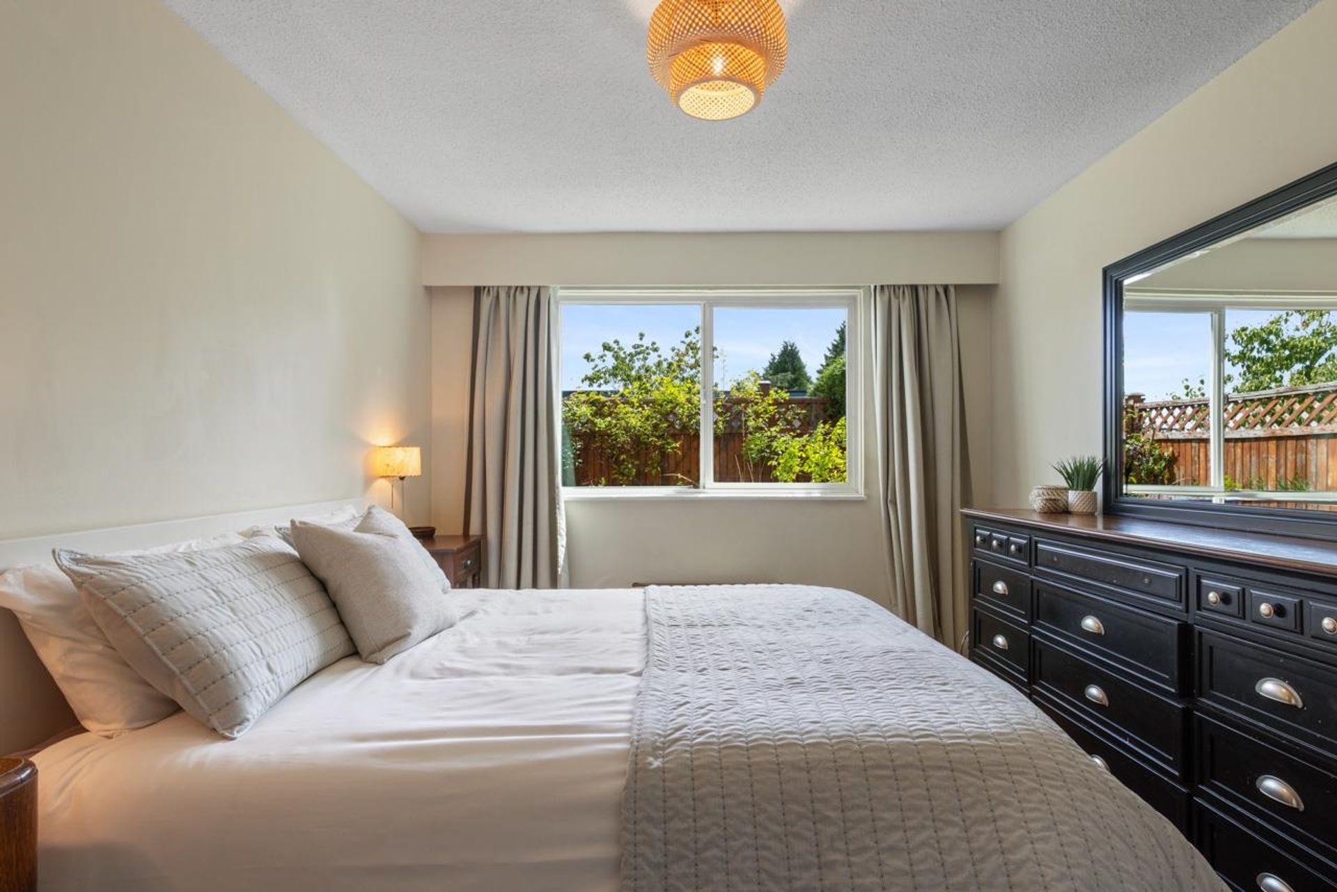 209 - 711 E 6th Avenue, Mount Pleasant VE, Vancouver East - 711-e-6th-avenue-mount-pleasant-ve-vancouver-east-13