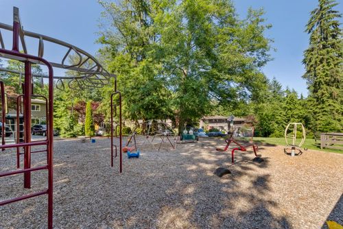 280A Evergreen Drive, College Park PM, Port Moody - 280a-evergreen-drive-college-park-pm-port-moody-35 thumbnail 280A Evergreen Drive, College Park PM, Port Moody - 280a-evergreen-drive-college-park-pm-port-moody-35