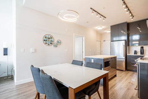 409 - 1728 Gilmore Avenue, Brentwood Park, Burnaby North - 1728-gilmore-avenue-brentwood-park-burnaby-north-09